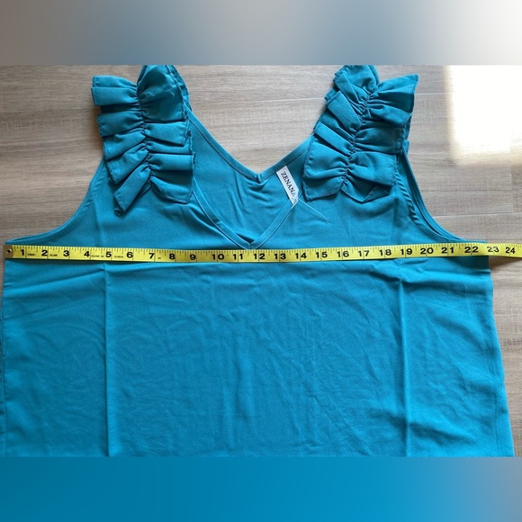 Zenana Women’s Sleeveless Top - Picture 4 of 5